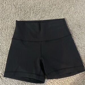 Lululemon Wunder Train High-Rise Biker Shorts 4”